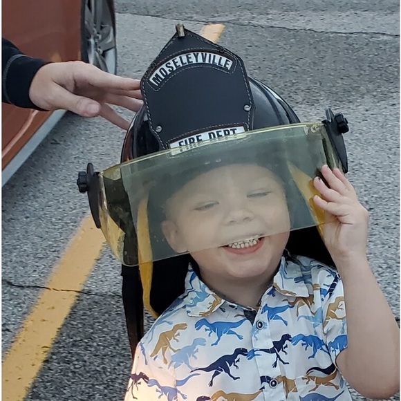 Meet your Posher, Tj - Picture 15 of 15